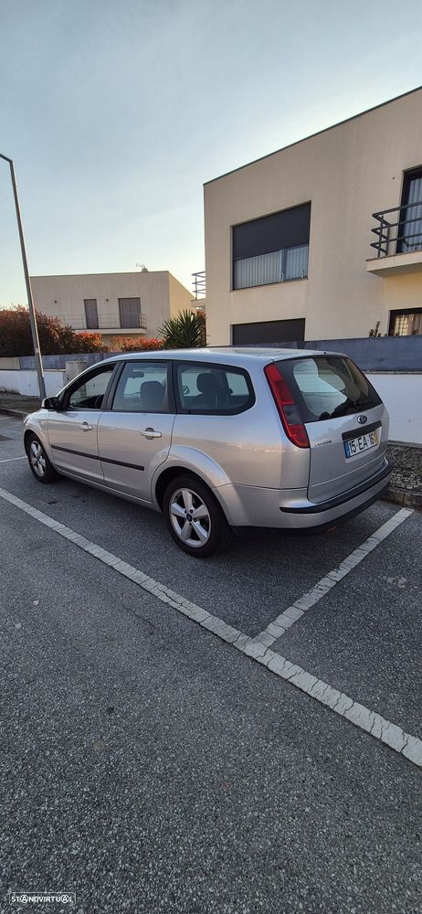 Ford Focus SW 1.6 TDCi Zetec - 6