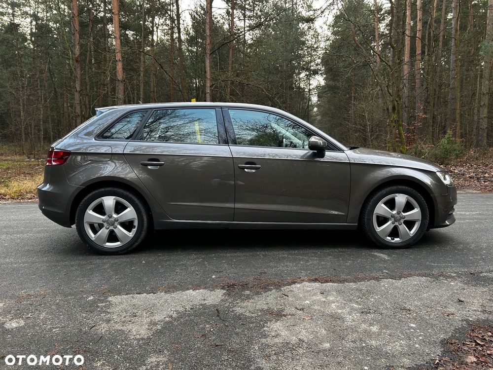 Audi A3 Sportback 1.6 TDI S tronic - 8