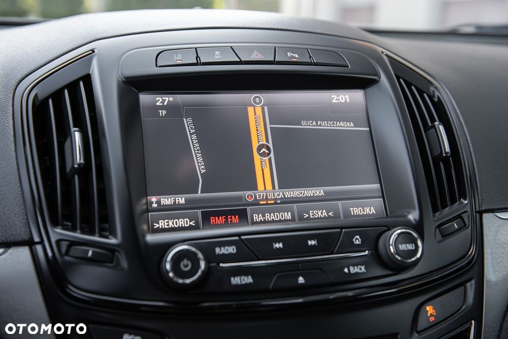 Opel Insignia - 21
