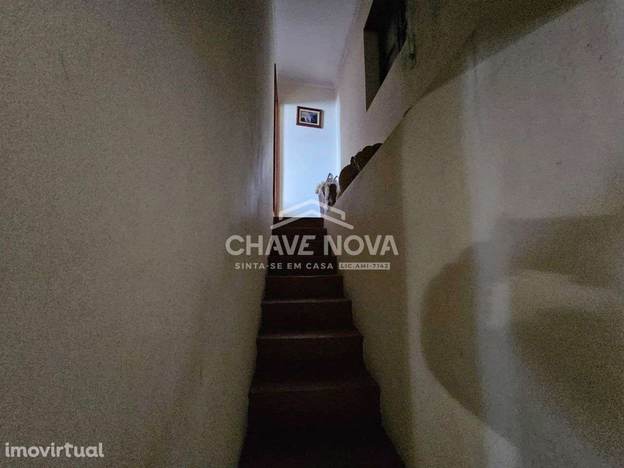 Moradia Isolada V2 em Espadanedo (Cinfães) - Grande imagem: 4/48