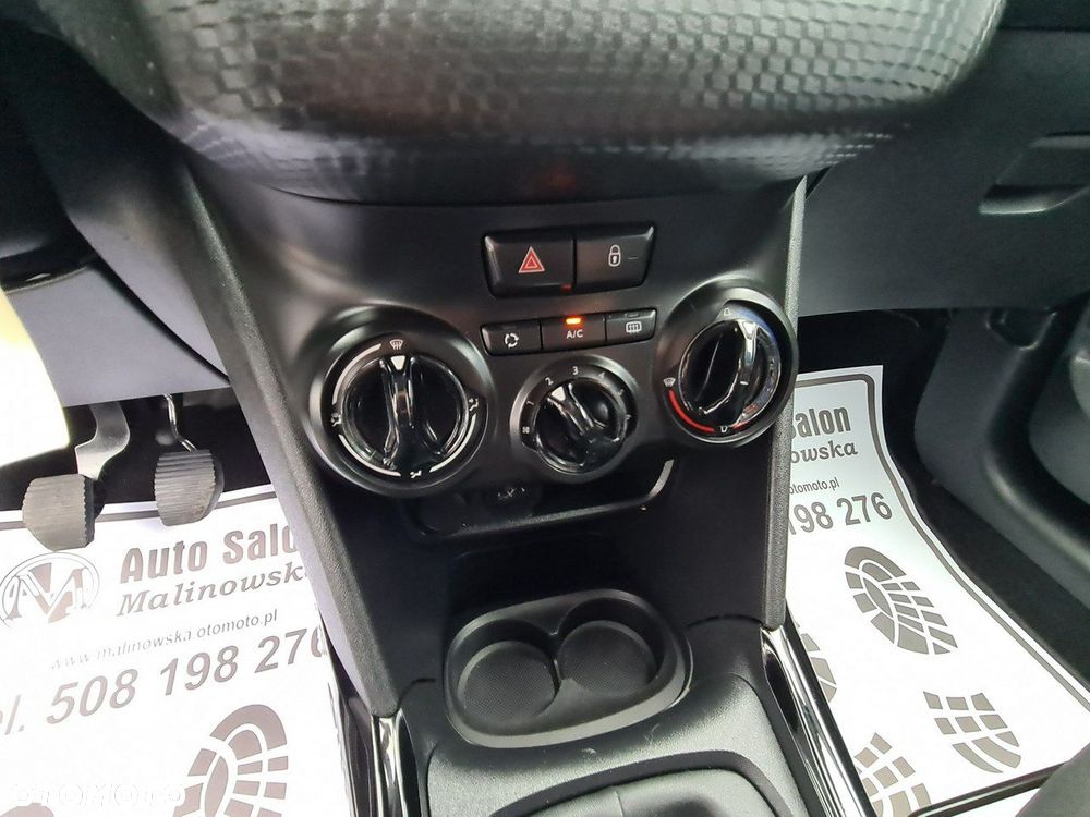 Peugeot 2008 1.2 Pure Tech GPF Signature S&S - 19