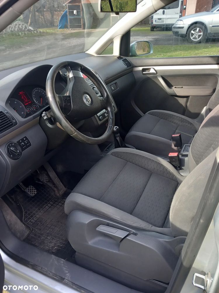 Volkswagen Touran 1.9 TDI - 10