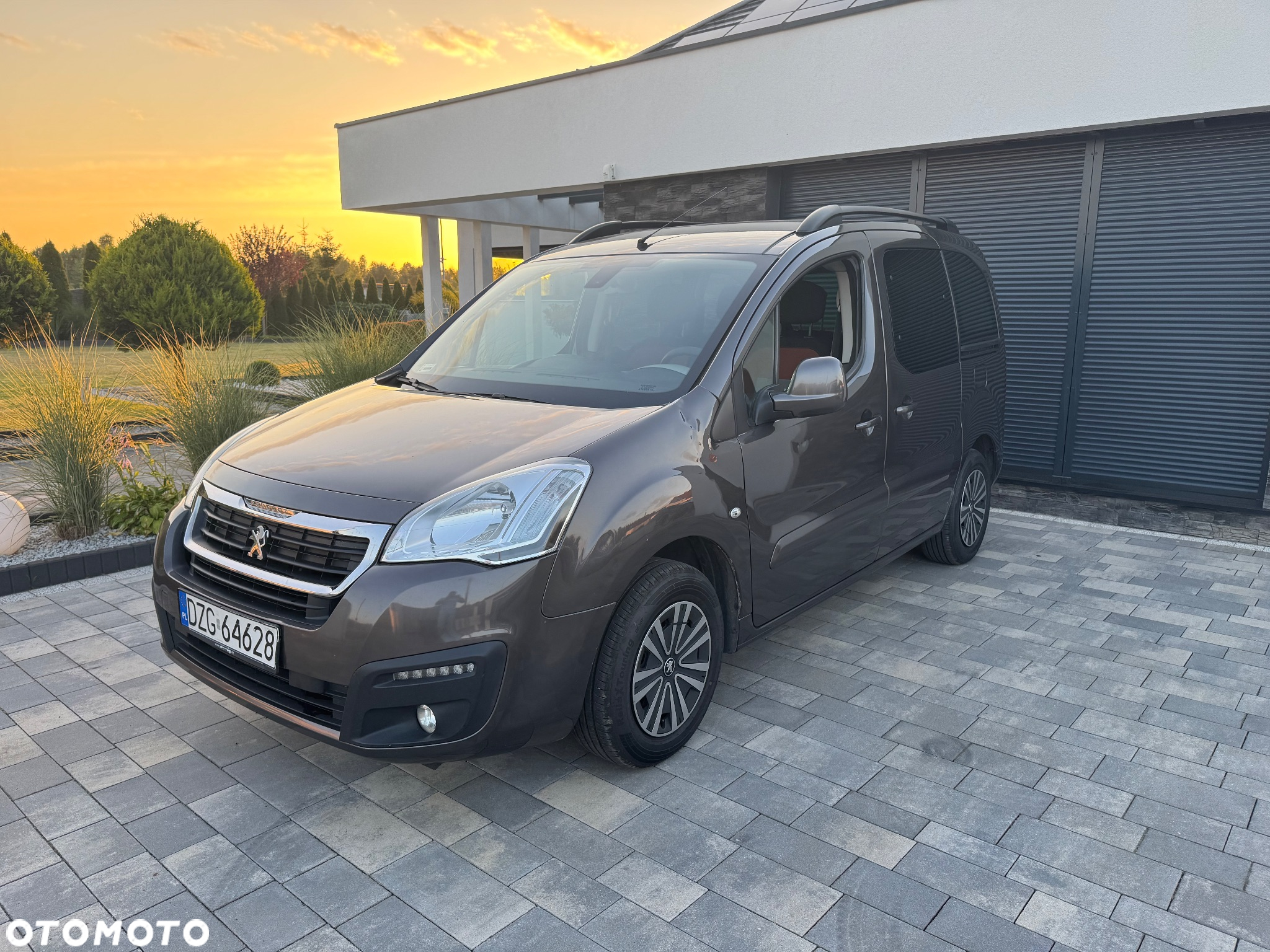 Peugeot Partner 1.6 BlueHDi 100 L2 Pro - 9