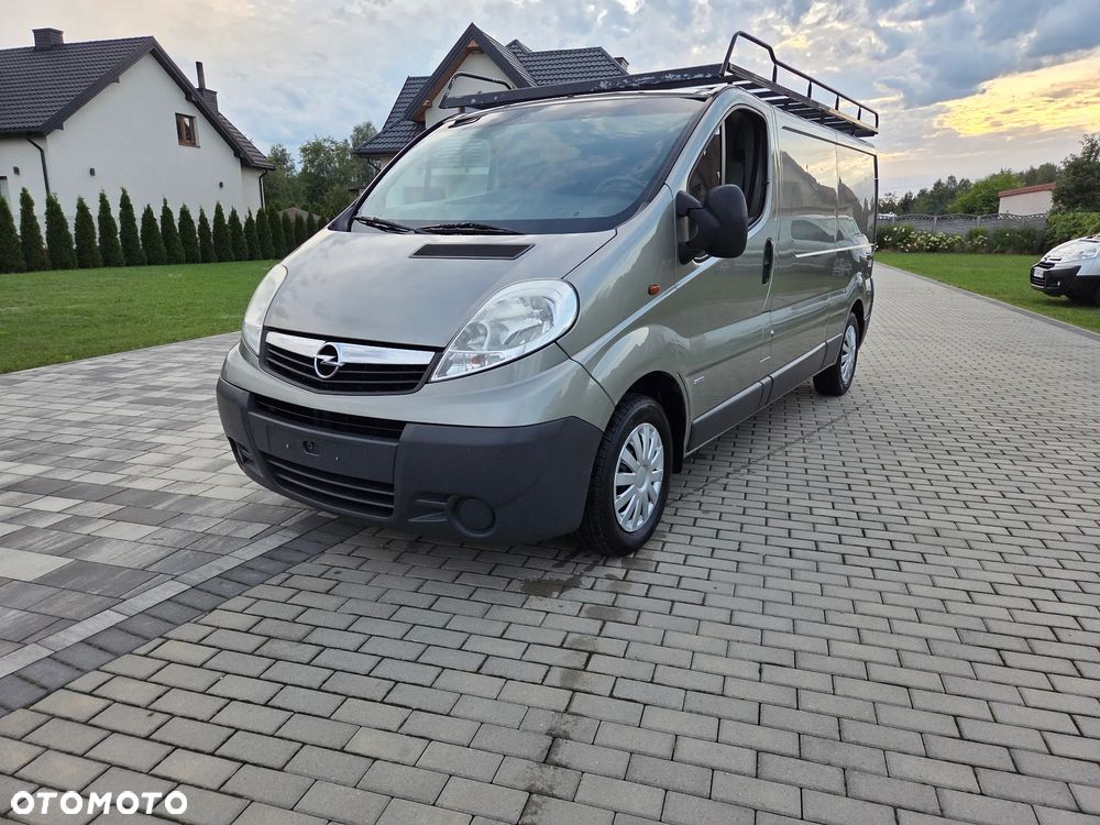 Opel VIVARO LONG KLIMA ORYGINAŁ PRZEBIEG SPRAWNY ZADBANY FULL OPCJA DOPOSAŻONY - 2