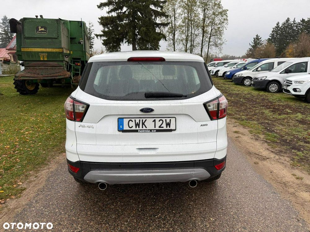 Ford Kuga - 4