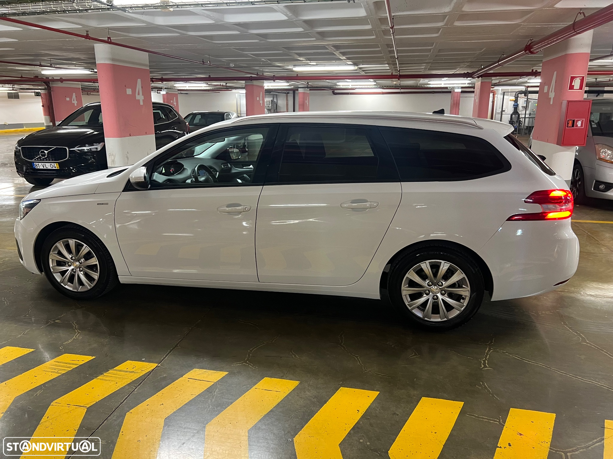 Peugeot 308 SW 1.5 BlueHDi Allure - 6