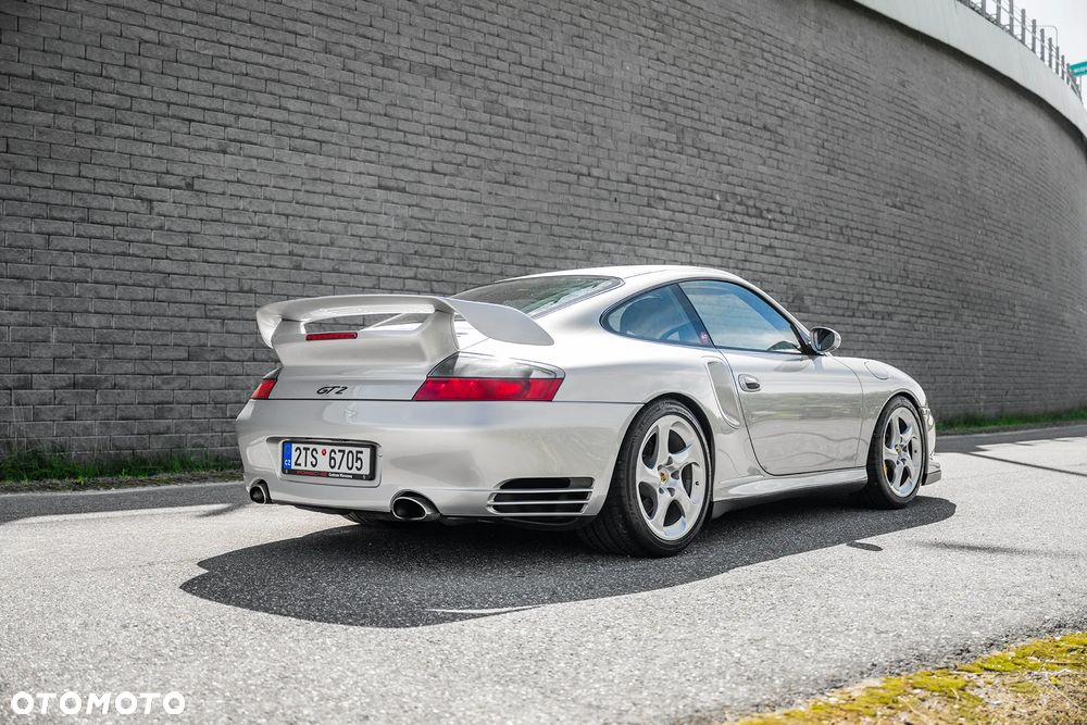 Porsche 911 GT2 - 7