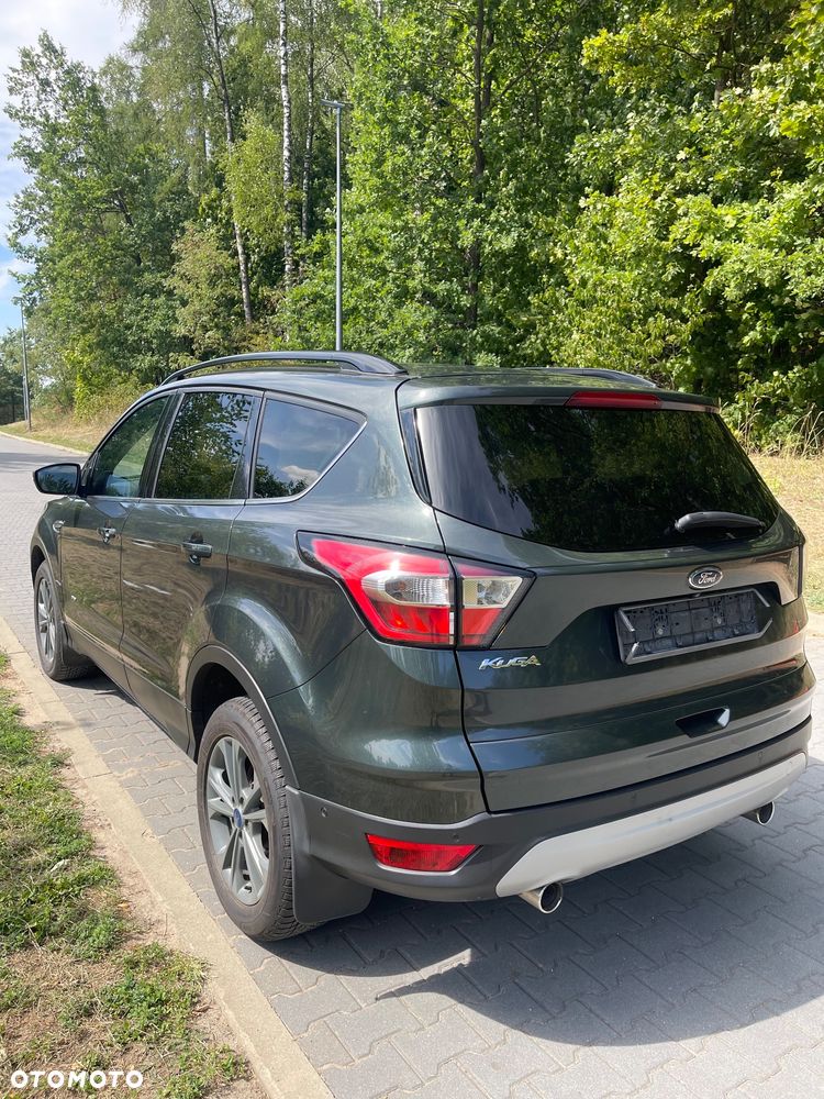 Ford Kuga 2.0 TDCi 4WD Titanium - 25