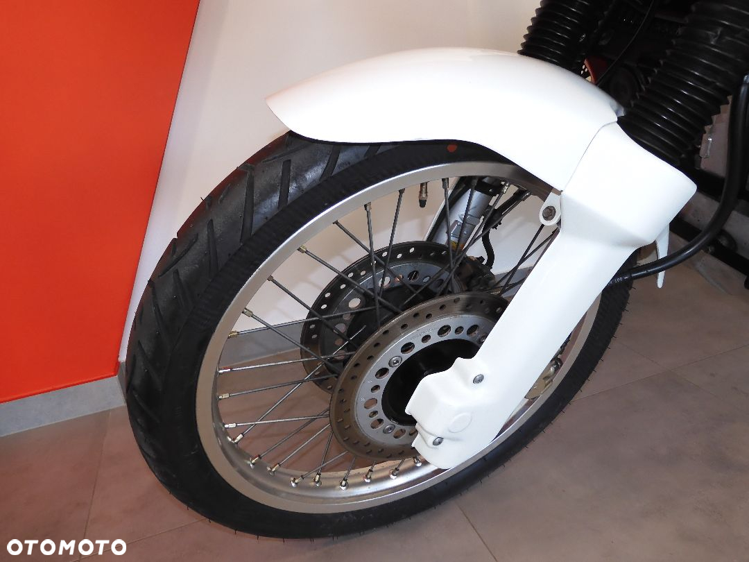 Honda XRV - 22