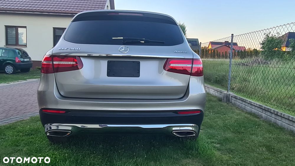 Mercedes-Benz GLC 300 4-Matic - 7