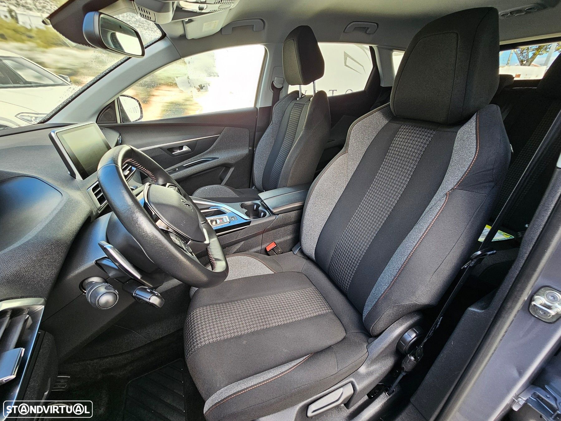Peugeot 3008 1.5 BlueHDi Active Pack EAT8 - 11