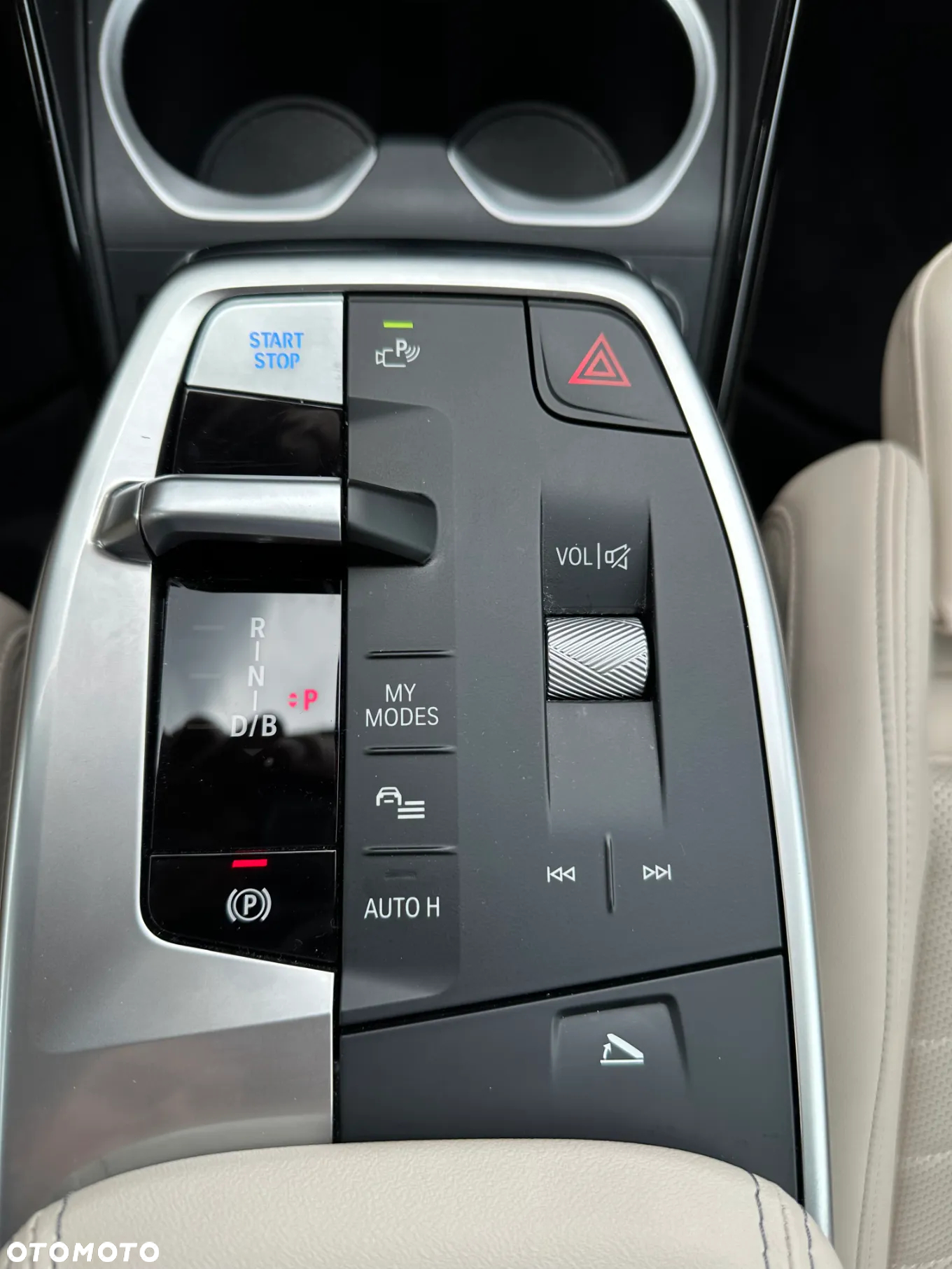 BMW iX1 xDrive30 66.5kWh M Sport Edition - 18