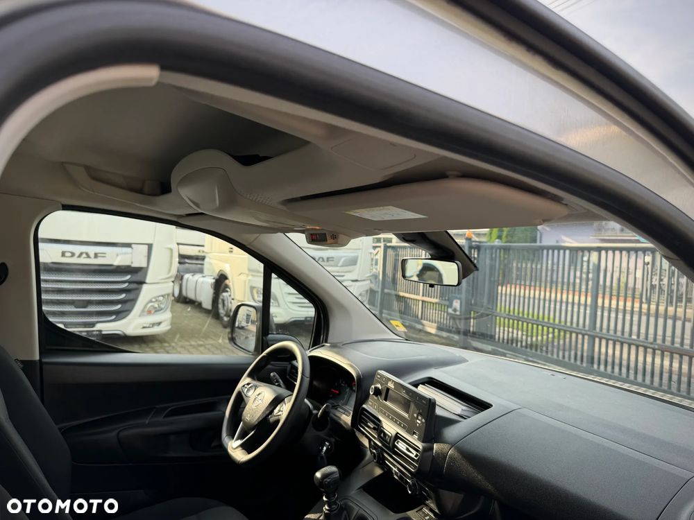 Opel Combo 1.2 Turbo Edition Plus S&S - 16