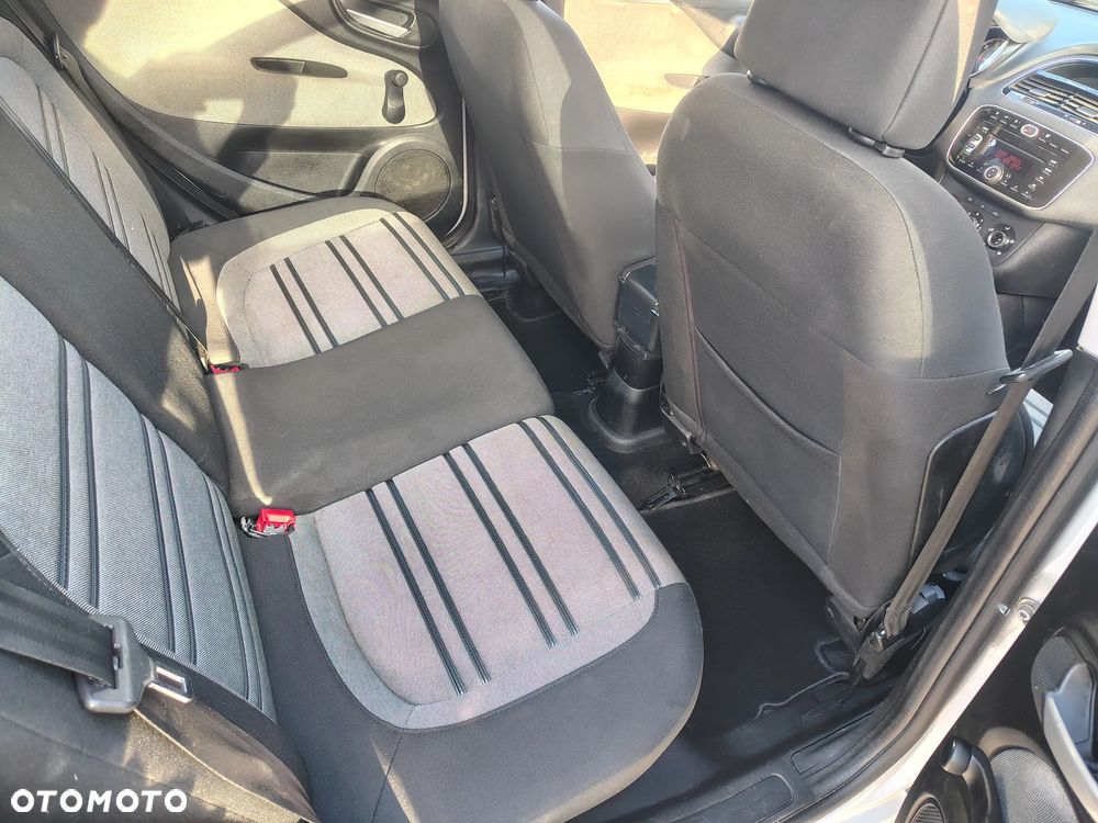 Fiat Punto 1.2 8V - 18