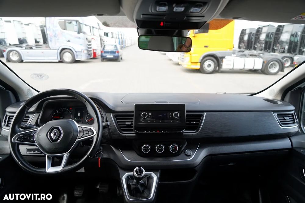 Renault TRAFIC III / AUTOBUS / 9 LOCURI / PRIMUL PROPRIETAR / DEALER POLONESE / 2022 / - 22