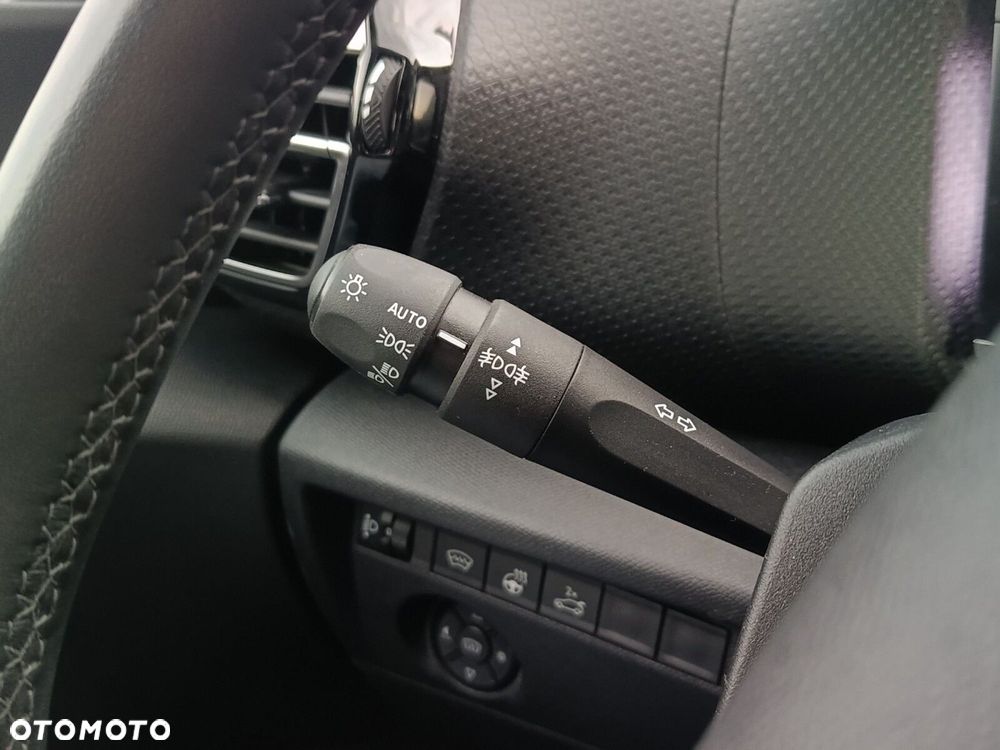Citroën C4X 1.2 PureTech Shine Pack S&S EAT8 - 32