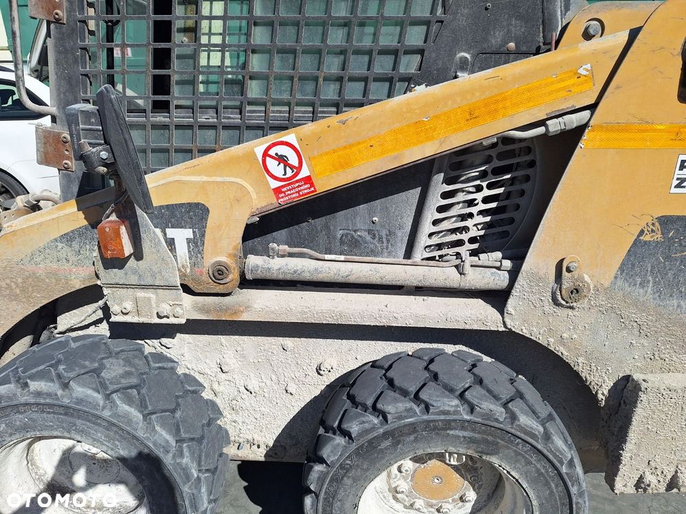 Caterpillar 226 4X4 - 34