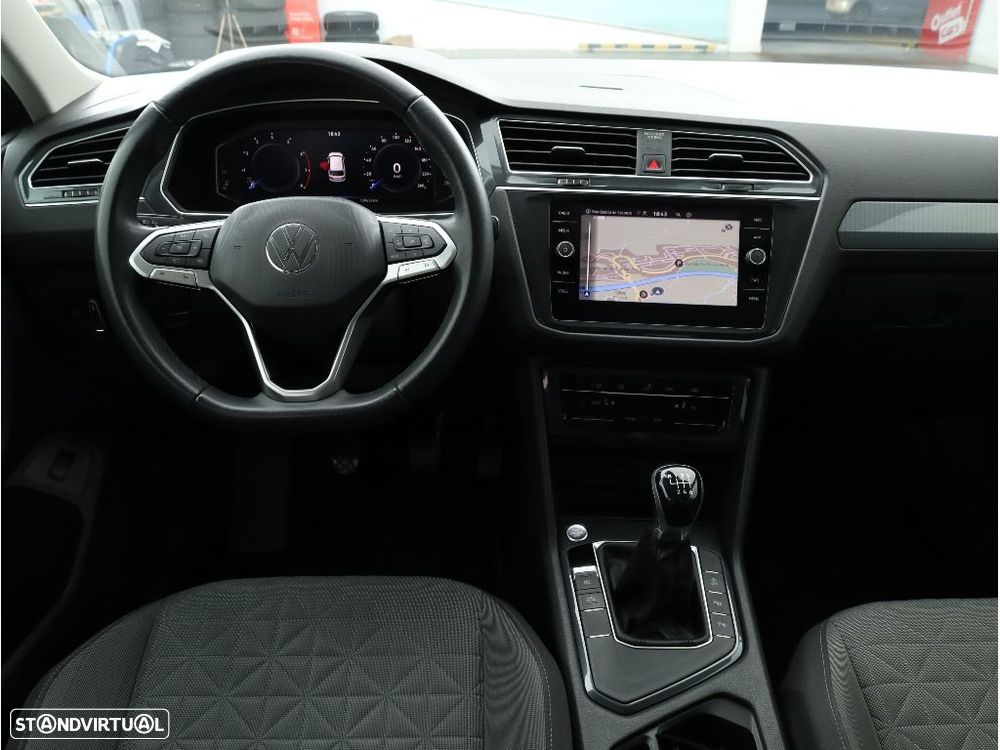 VW Tiguan 1.5 TSI Life - 15