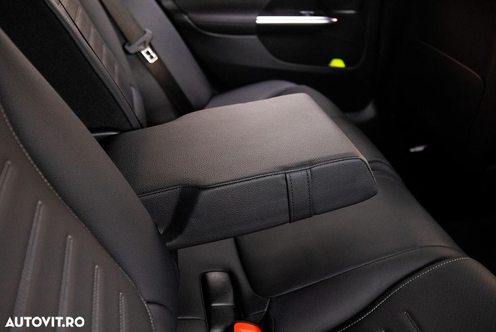 Mercedes-Benz C - 17