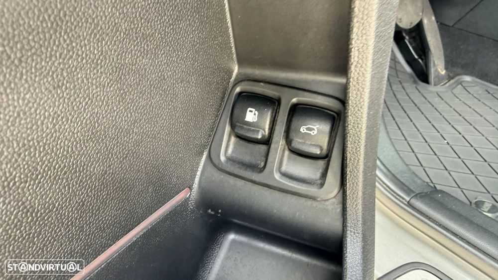MINI Countryman Cooper SE ALL4 Auto - 43