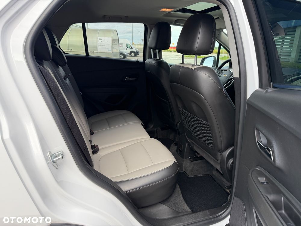 Chevrolet Trax 1.4 T LT AWD - 23