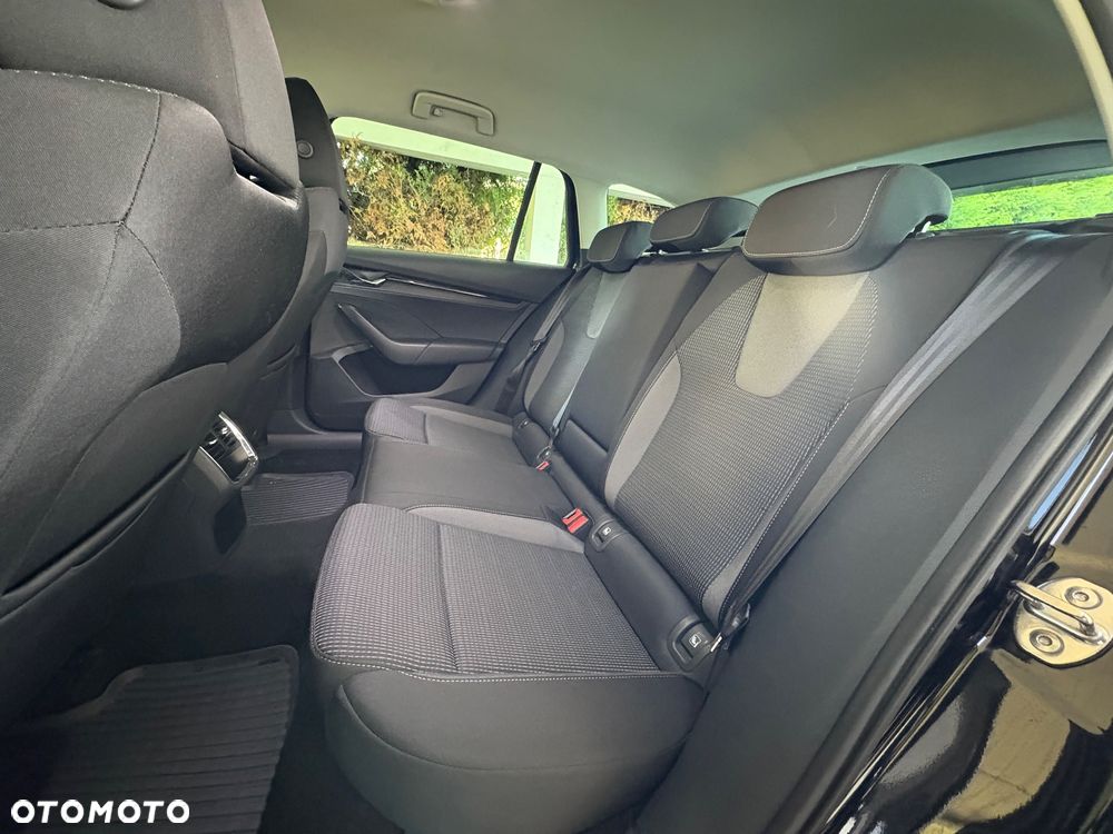 Skoda Octavia 1.5 TSI ACT Ambition - 6