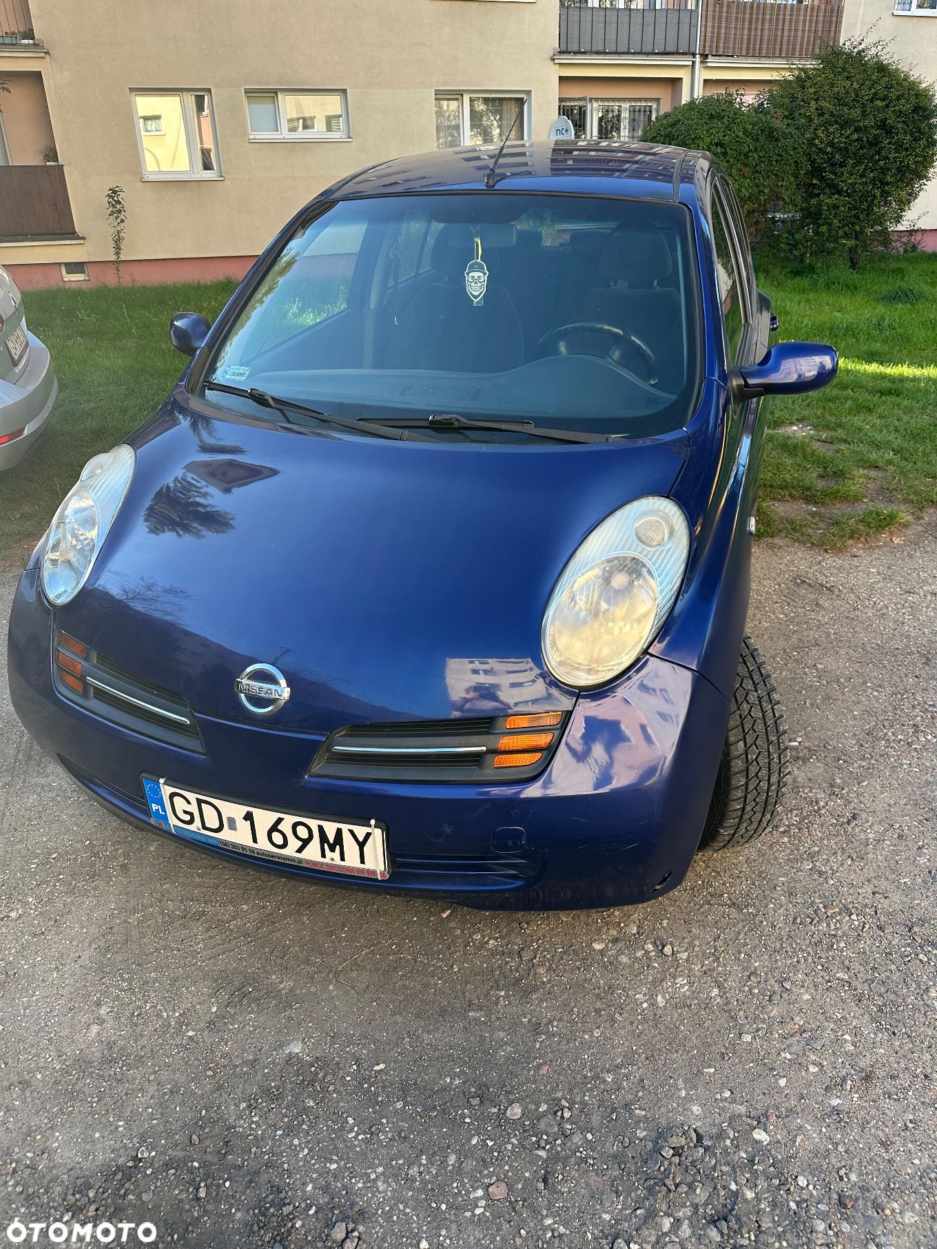 Nissan Micra - 1