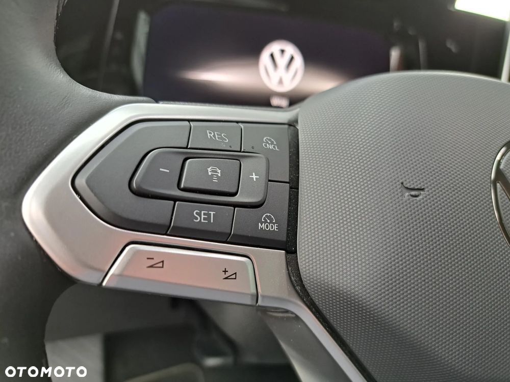 Volkswagen Golf - 17