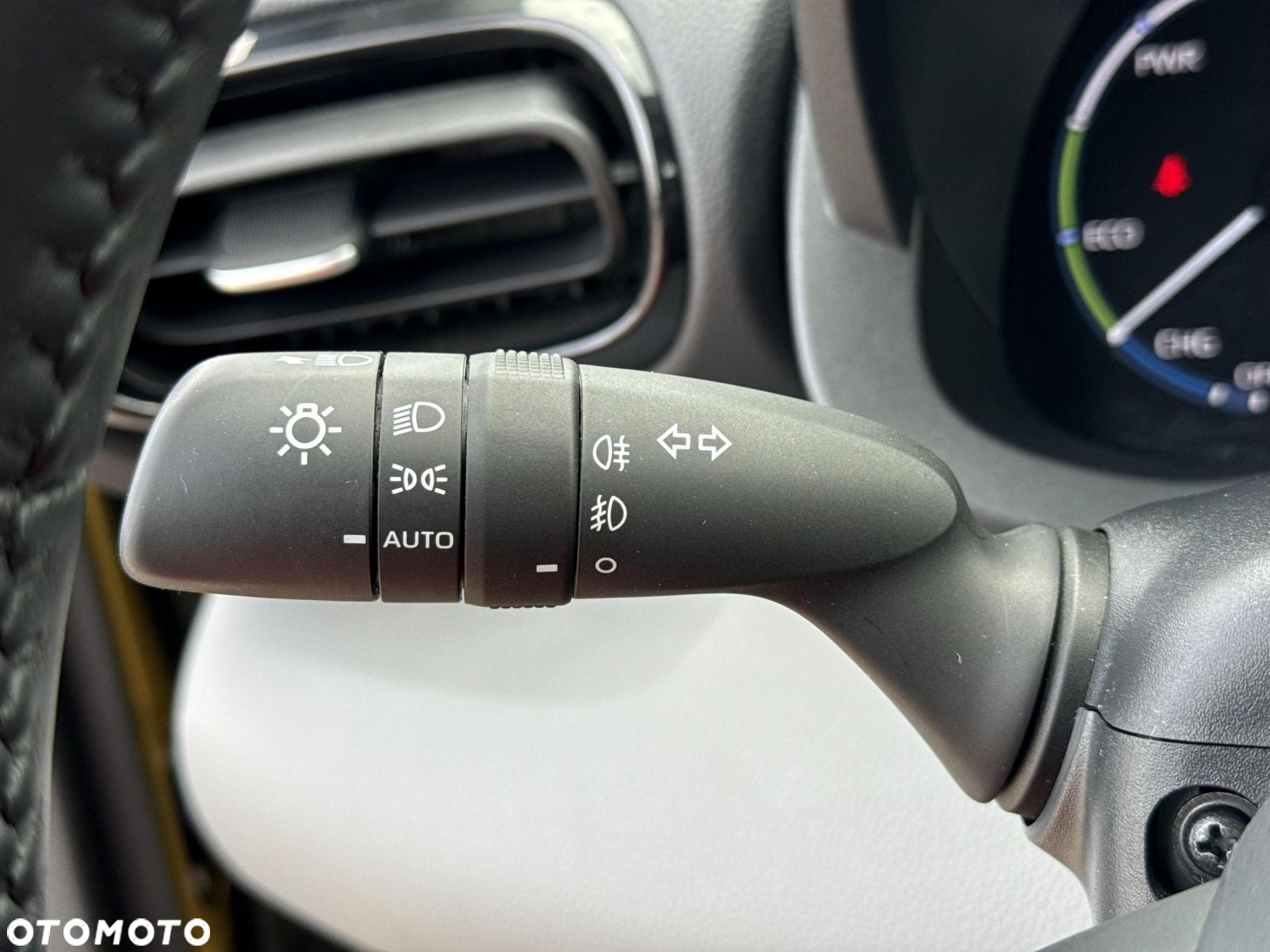Toyota Yaris Cross - 22
