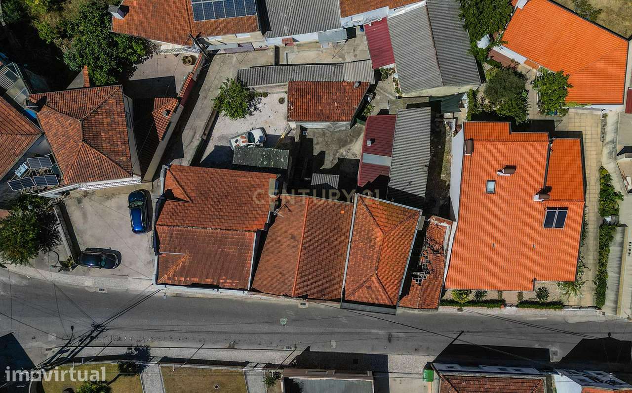 Moradia T5 Tradicional nas Alhadas com Potencial para Habitação ou Inv - Grande imagem: 5/60
