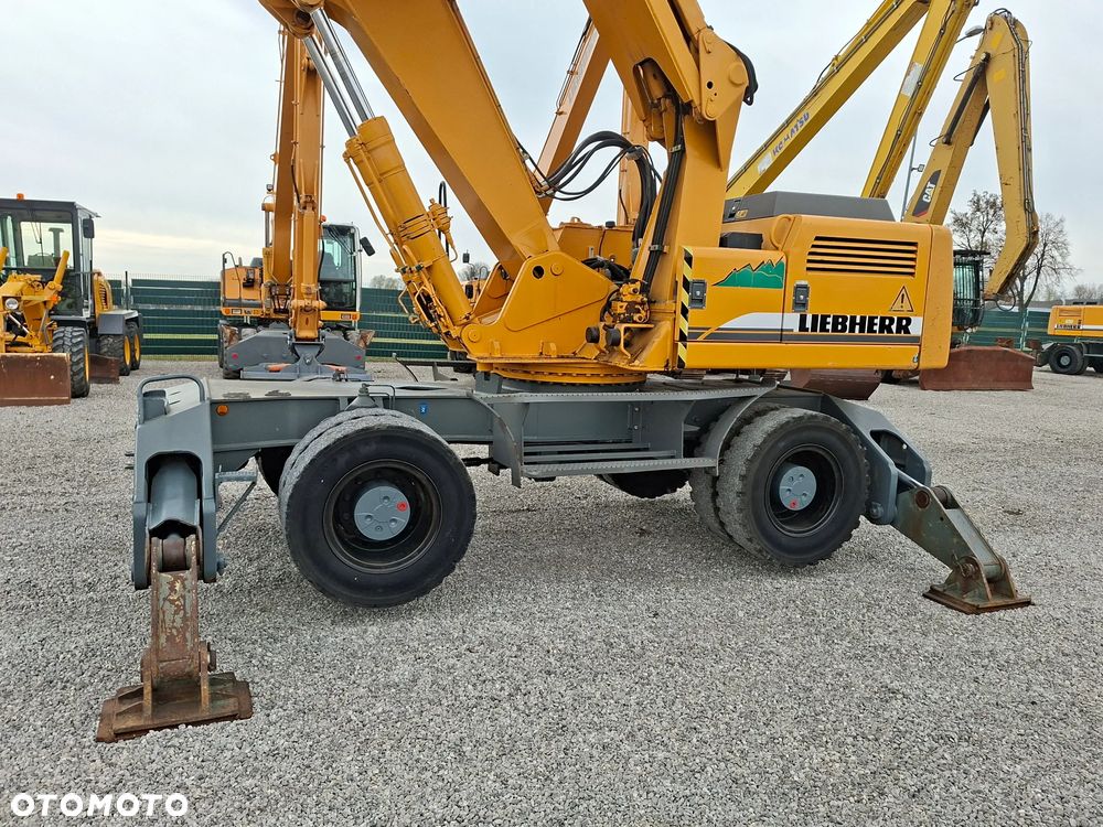 Liebherr A904 Koparka Przeładunkowa - 3