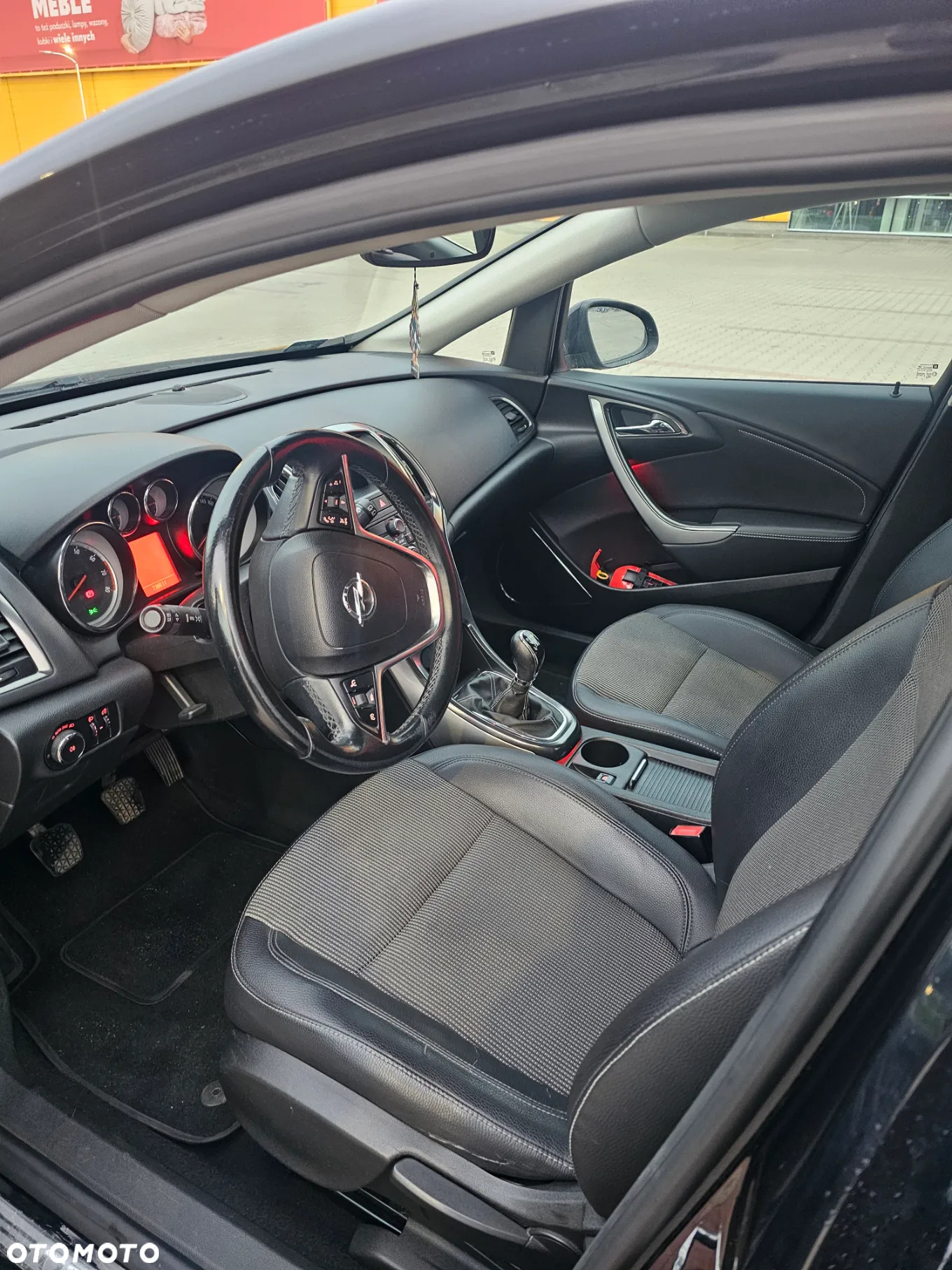 Opel Astra 1.4 Turbo Sports Tourer - 11