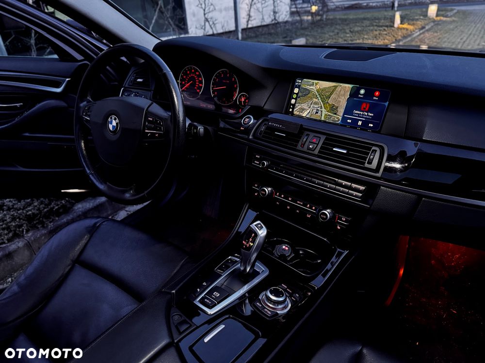 BMW Seria 5 535i xDrive - 13