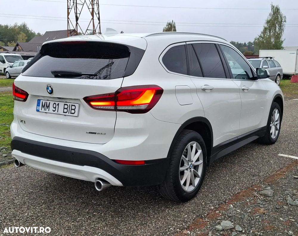 BMW X1 sDrive18d Aut. Sport Line - 5