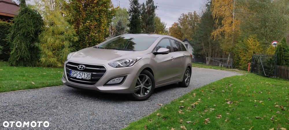 Hyundai i30 1.6 GDI Premium - 13