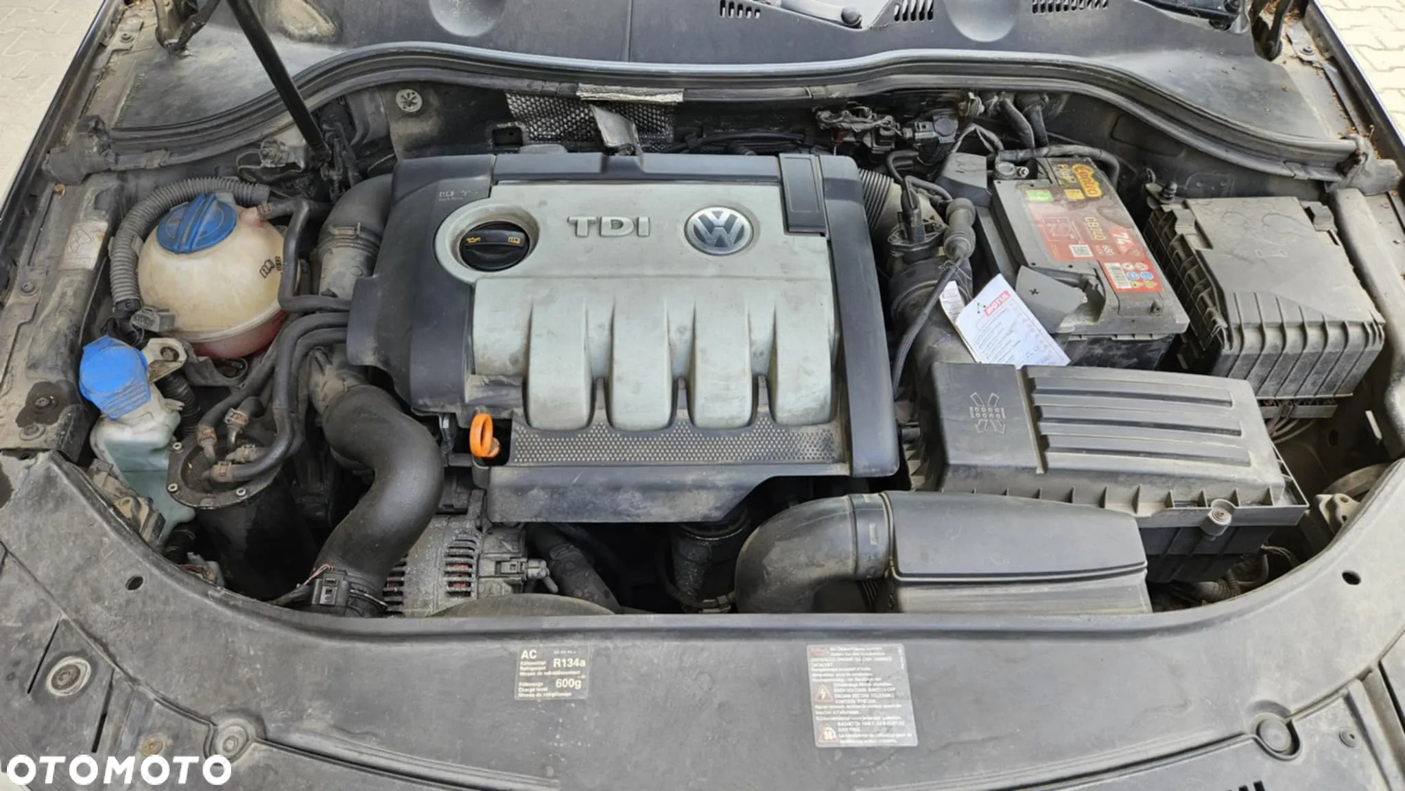 Volkswagen Passat 1.9 TDI Comfortline - 6