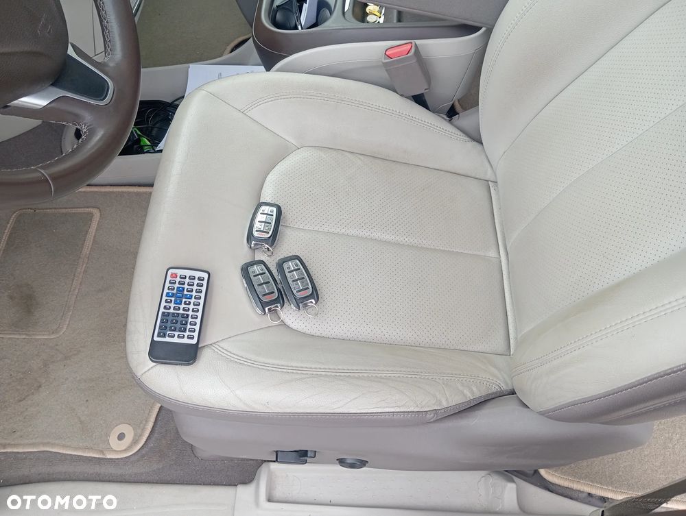 Chrysler Pacifica - 17
