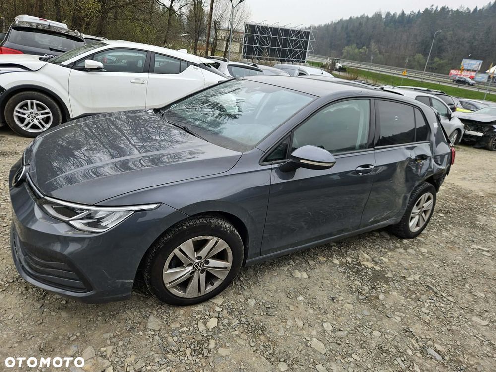 Volkswagen Golf 1.0 eTSI OPF DSG Life - 9