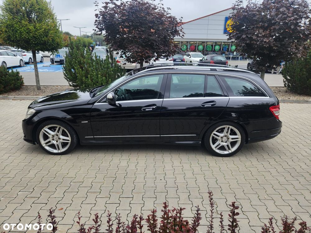 Mercedes-Benz Klasa C 320 CDI DPF 4Matic 7G-TRONIC Avantgarde - 2