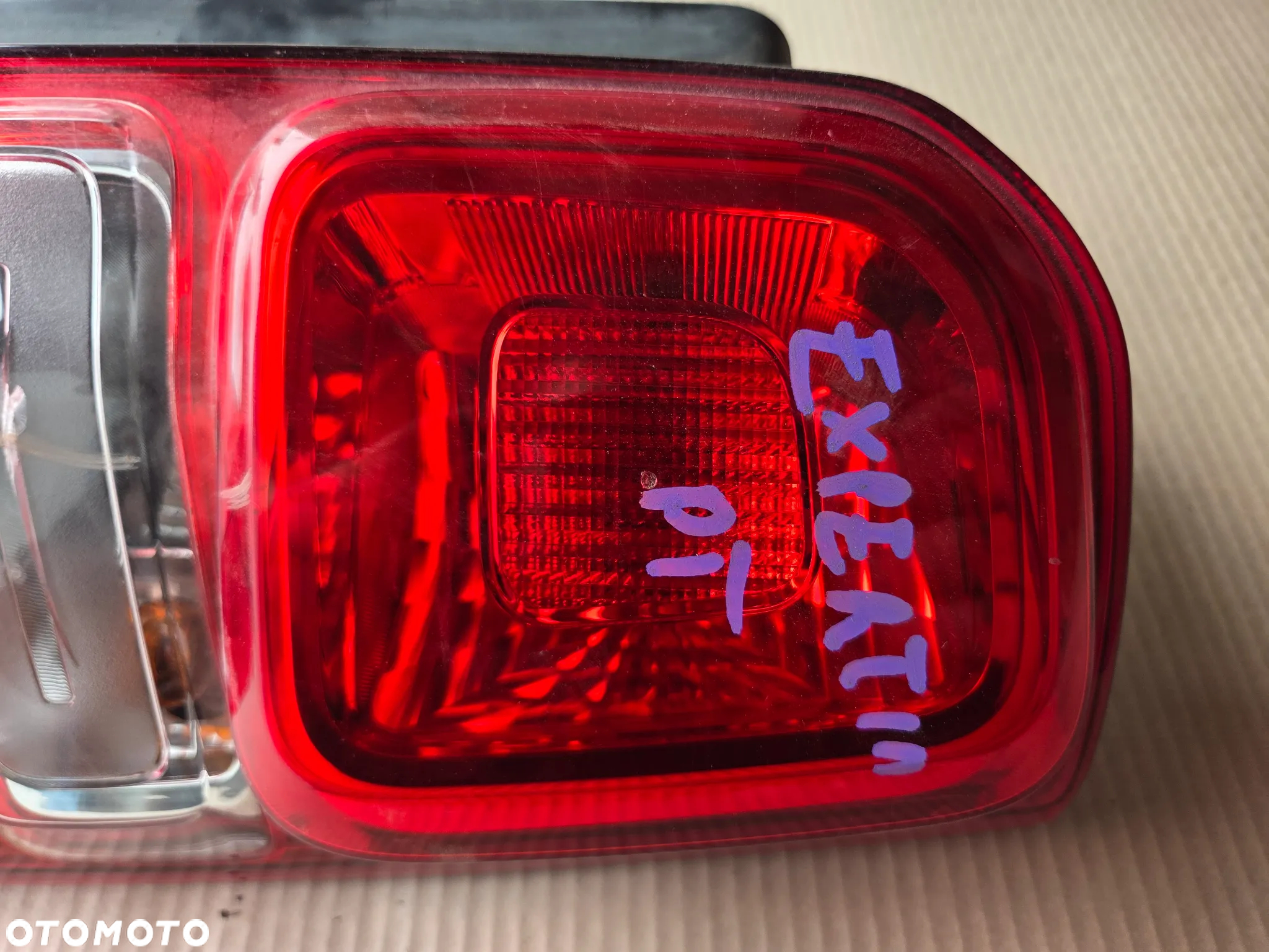 Lampa prawa tylna tył Peugeot Expert III Jumpy III Proace III - 4