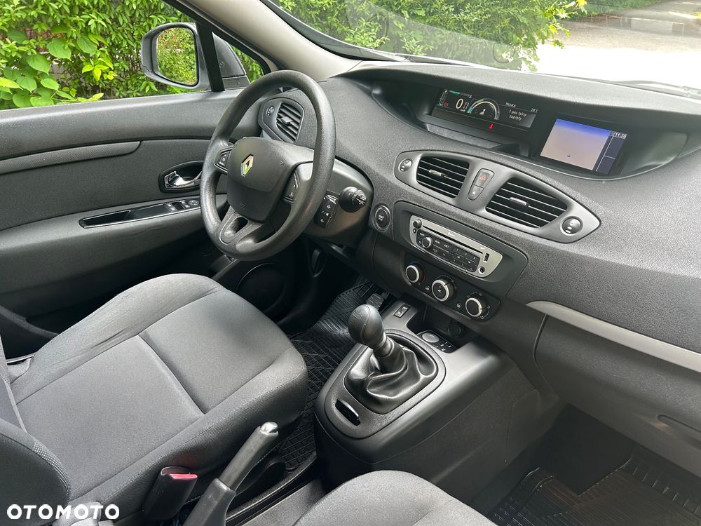 Renault Scenic 1.6 16V 110 TomTom Edition - 22