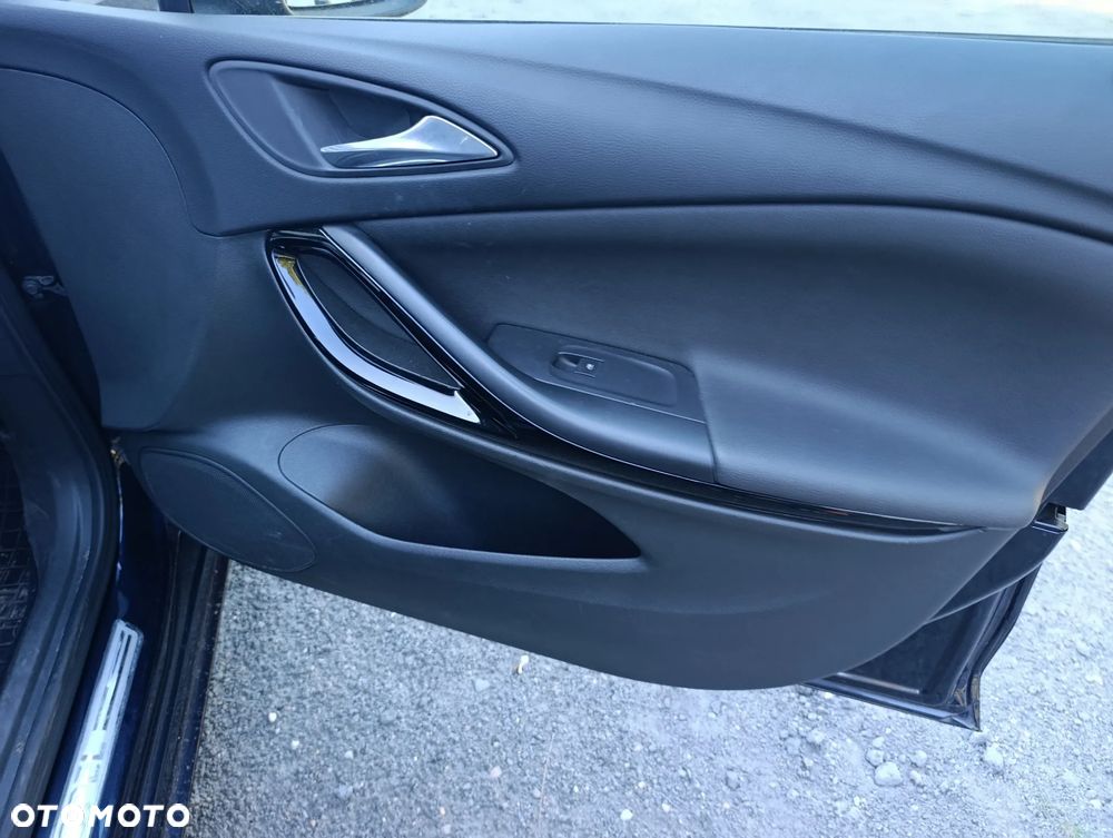 Opel Astra 1.4 Turbo Innovation - 16