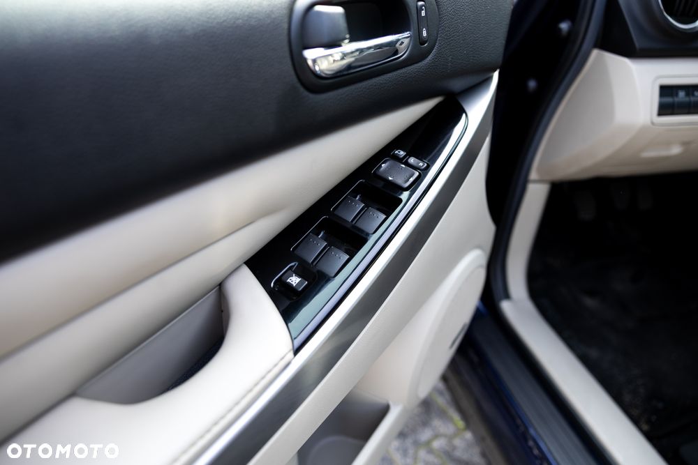 Mazda CX-7 2.2 CD Exclusive + - 15