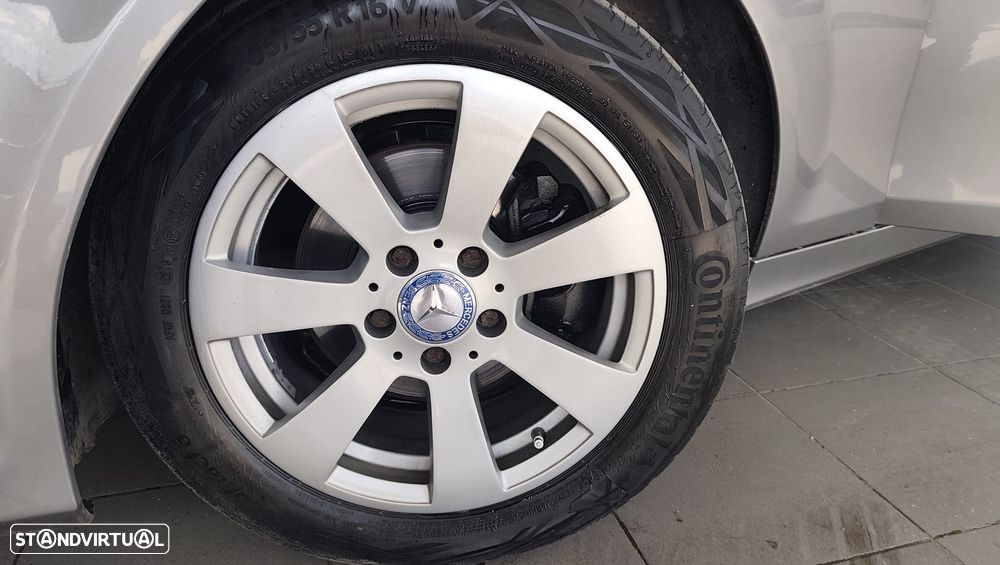 Mercedes-Benz C 200 CDi Classic BlueEfficiency Aut. - 25