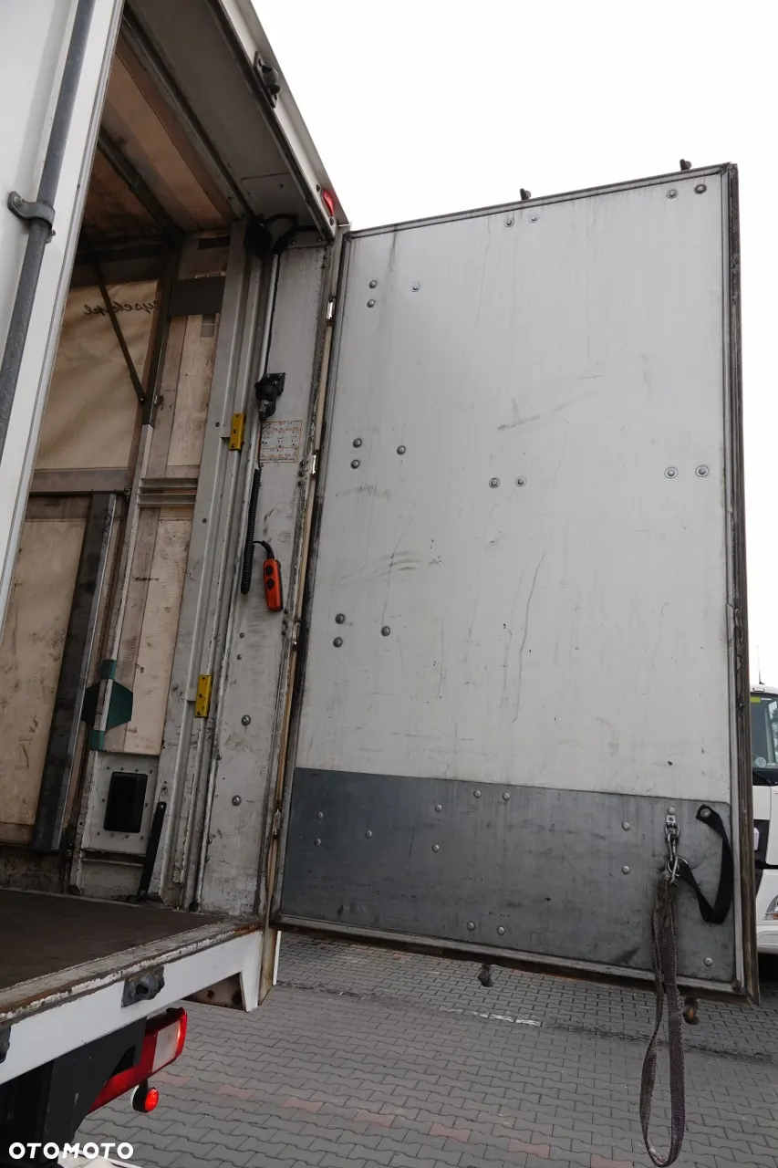 Renault C 380 / 6x2 / SKRZYNIOWY / HDS HIAB 138 B-3 WYSÓW 10,5 M / ROTATOR / STEROWANIE RADIOWE / + WINDA ZAŁADOWCZA / ZABUDOWA FIRANKA ZSUWANA / EURO 6 - 21