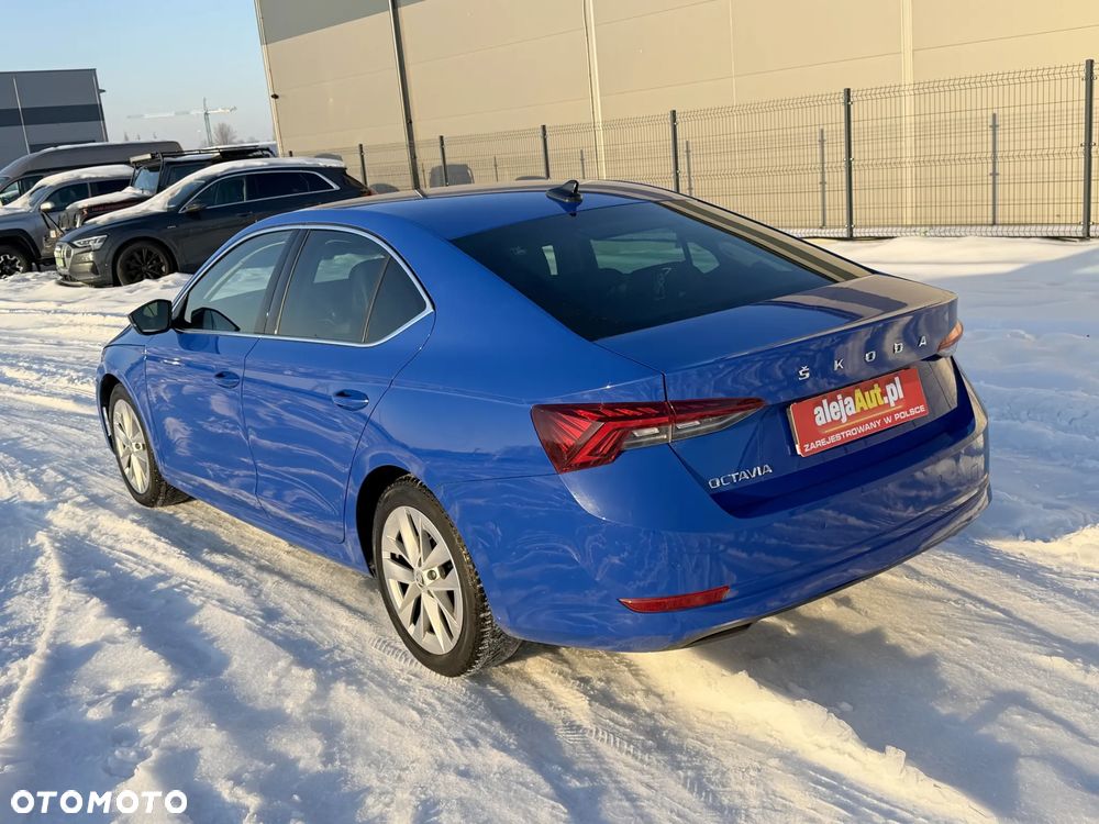 Skoda Octavia 2.0 TDI Ambition DSG - 5