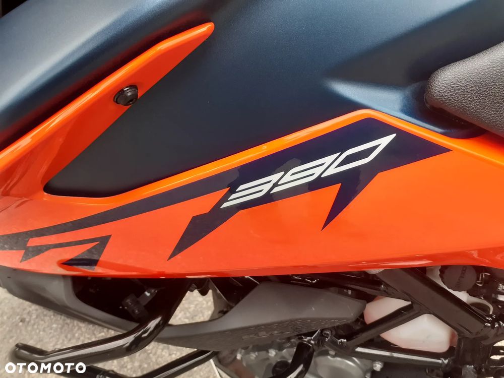 KTM Adventure - 8