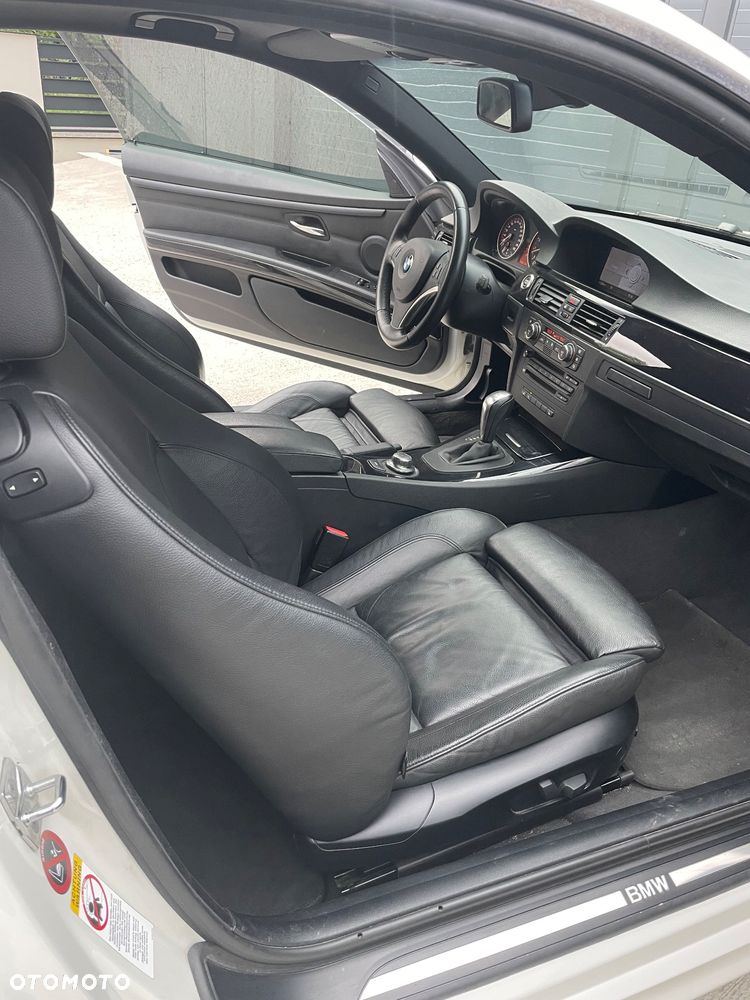 BMW Seria 3 335i Coupe - 5