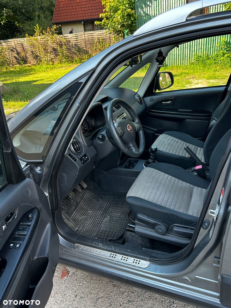 Fiat Sedici 1.9 Multijet 4x4 Dynamic - 11