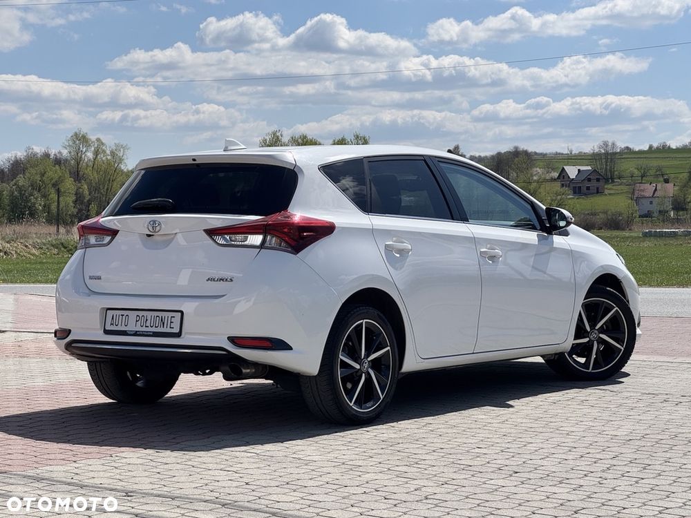 Toyota Auris 1.2 T Dynamic - 3